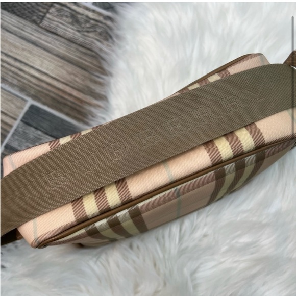 Burberry crossbody bag - Picture 8 of 9